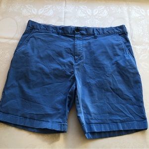 Tommy Hilfiger Men’s Size 40 Sky Blue Bermuda Casual Shorts Button/Zip